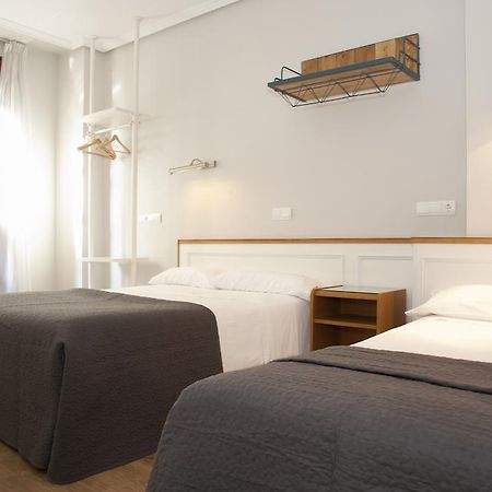 Apartamentos Sabinas Don Jaime ซาราโกซา ห้อง รูปภาพ