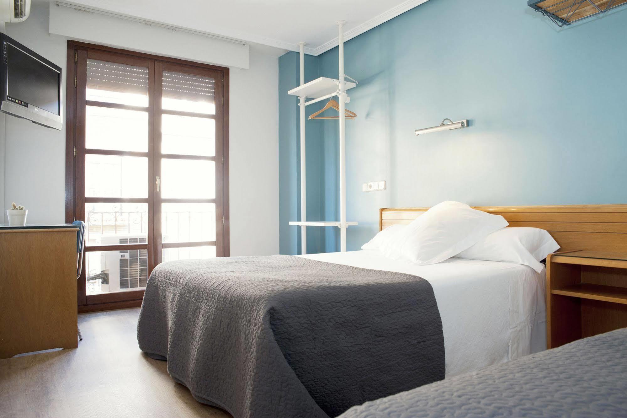 Apartamentos Sabinas Don Jaime ซาราโกซา ภายนอก รูปภาพ