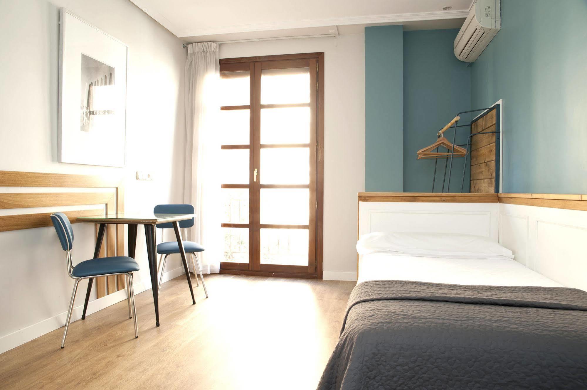 Apartamentos Sabinas Don Jaime ซาราโกซา ภายนอก รูปภาพ